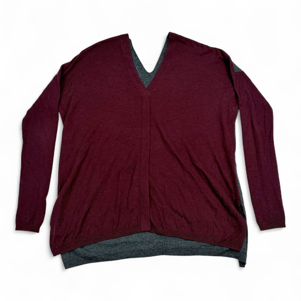 Vince Two-Tone Layered V-Neck Sweater Sz XS‎ Burgundy